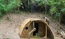 野外建房子视频,视频揭秘户外房屋建造全过程